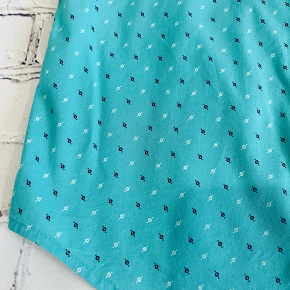 Boys Short Sleeve Button Up Size 7/8 - Picture 4 of 4